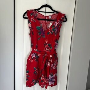 Old Navy, size small, floral, belted romper with pockets.